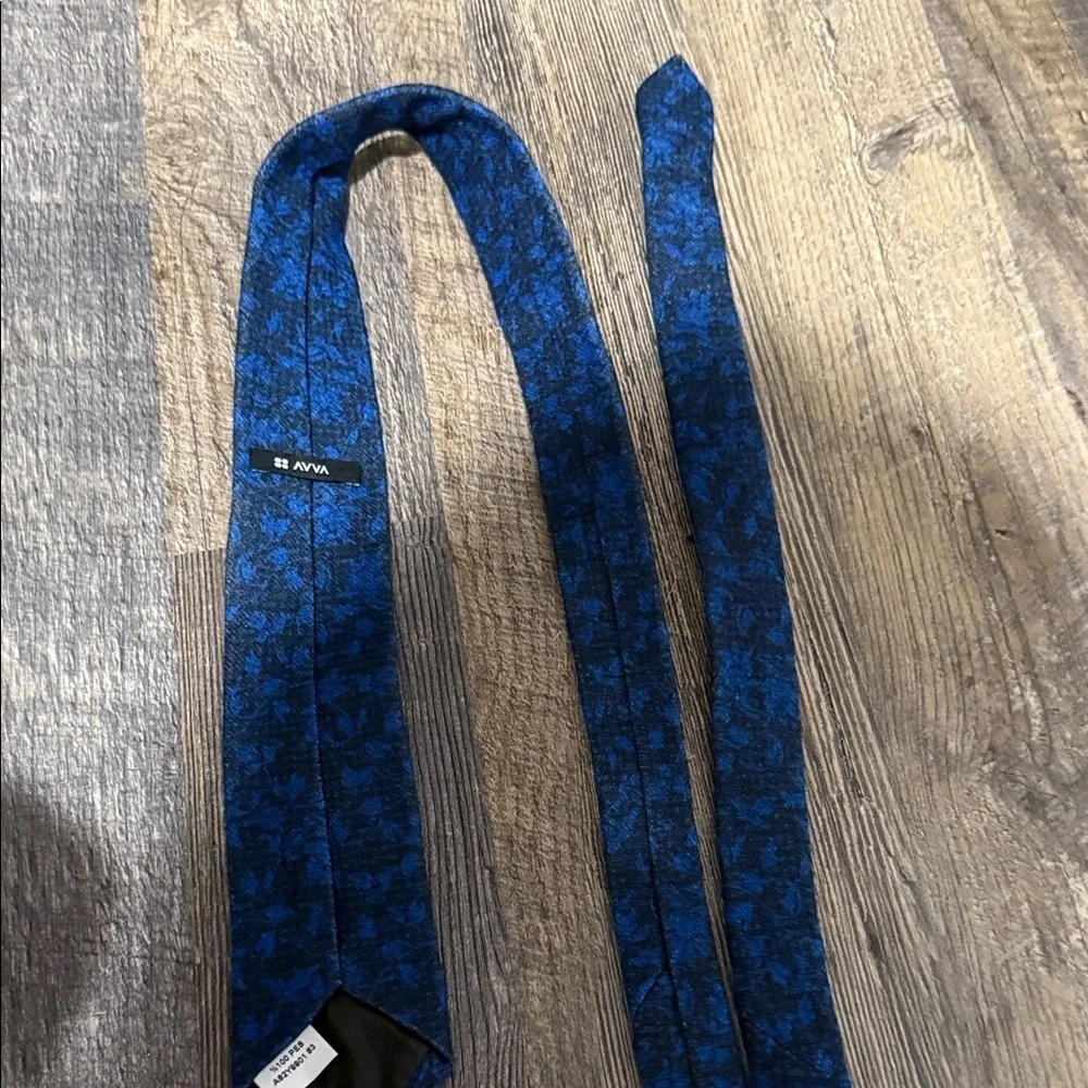AVVA Blue Patterned Tie